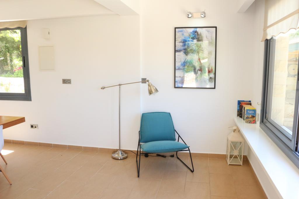 Villa Infinite Blu Paphos Ngoại thất bức ảnh