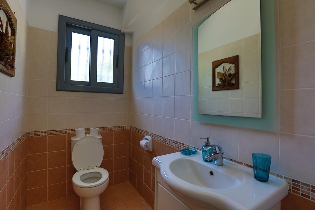 Villa Infinite Blu Paphos Ngoại thất bức ảnh