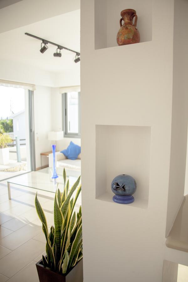 Villa Infinite Blu Paphos Ngoại thất bức ảnh