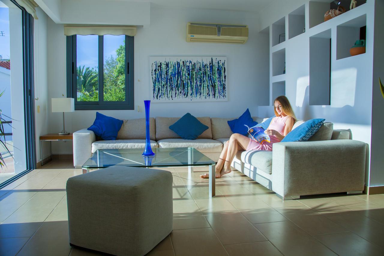Villa Infinite Blu Paphos Ngoại thất bức ảnh